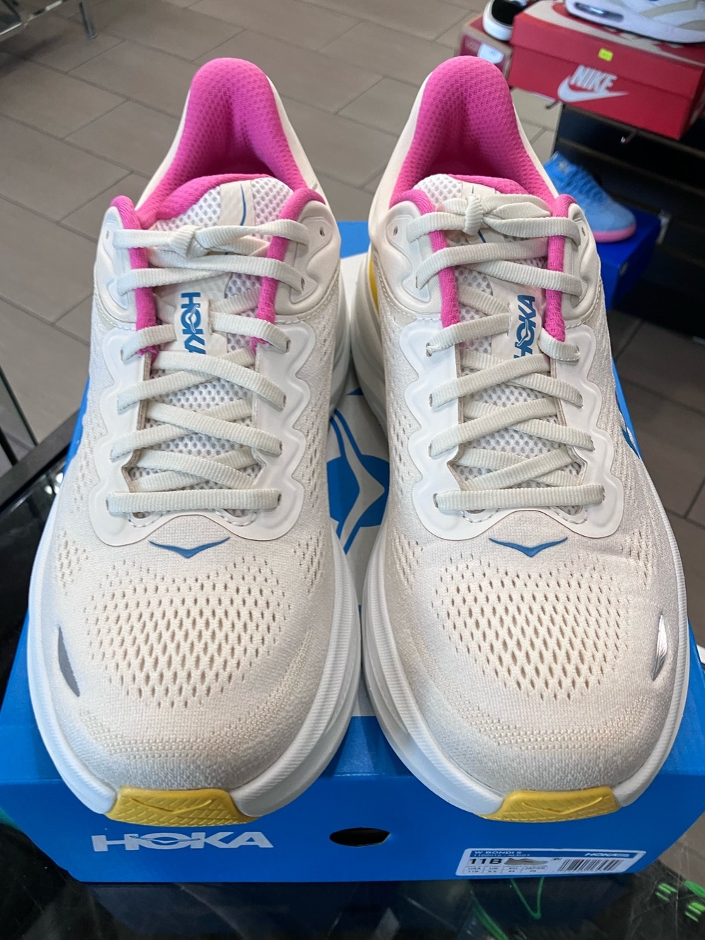Women’s Hoka Bondi 9 Alabaster Birch Size 11 - Picture 4 of 9